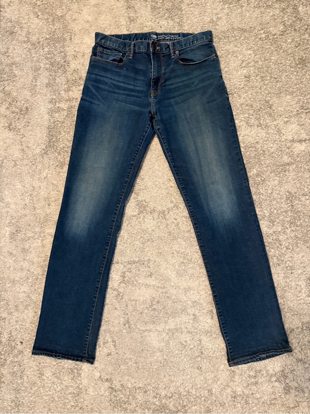 GAP men’s straight stretch jeans - 34/34
